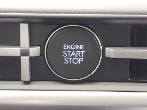 New 2026 Hyundai Santa Fe SE FWD image 19
