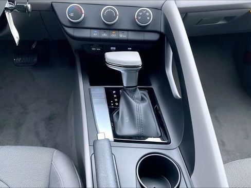 New 2026 Hyundai Elantra SE w/ Cargo Package image 8
