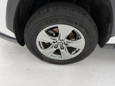 Used 2024 Toyota RAV4 XLE image 7