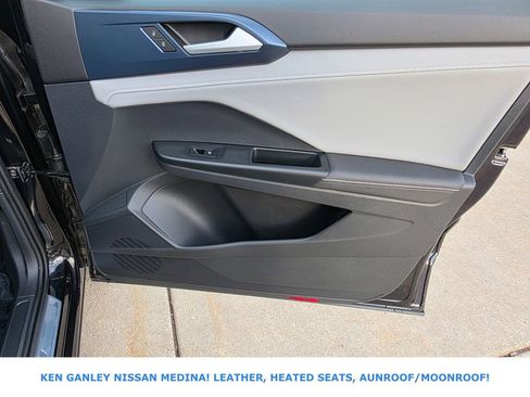 Used 2024 Volkswagen Taos SE image 54