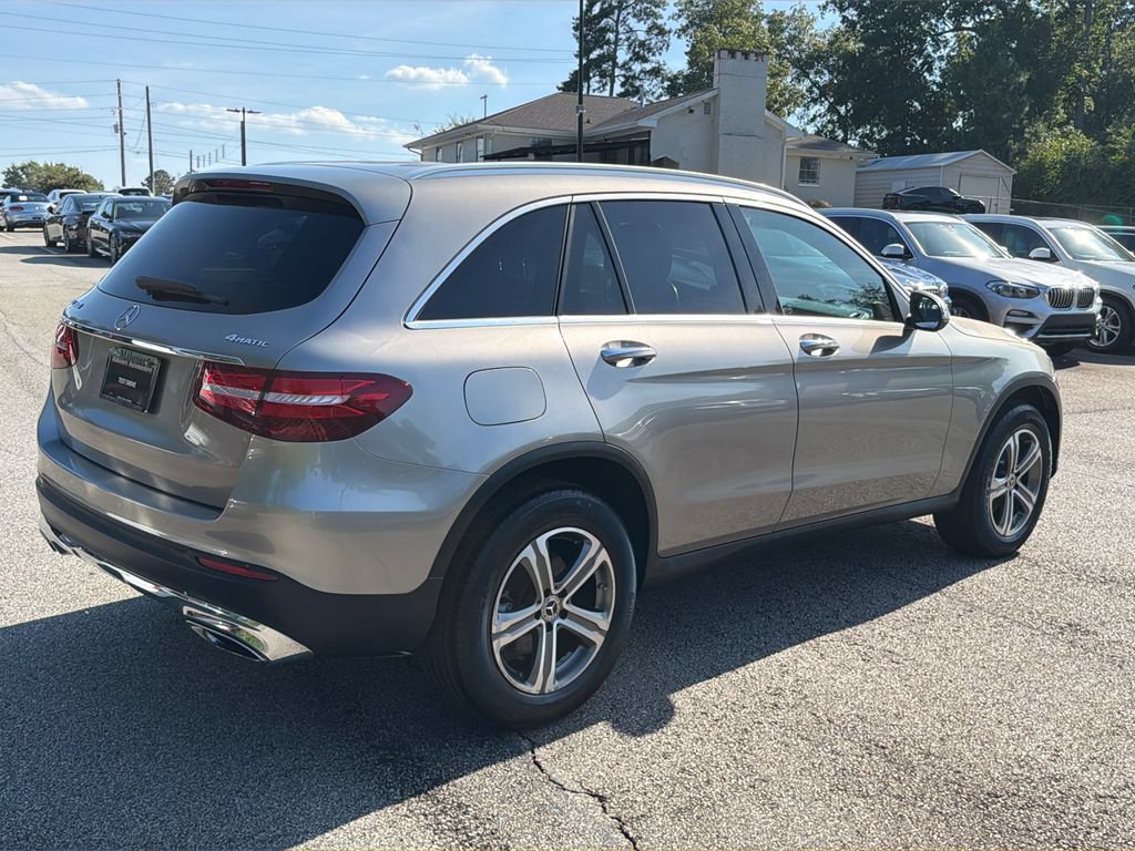 Used 2019 Mercedes-Benz GLC 300 4MATIC w/ Multimedia Package image 7