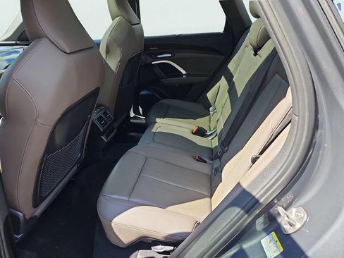 Certified 2025 Audi Q5 Premium Plus w/ Premium Plus AWD/4WD image 36