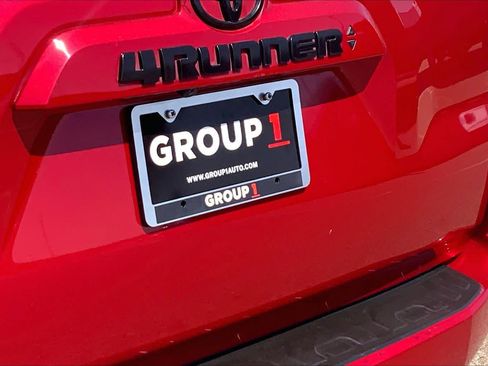 Used 2022 Toyota 4Runner SR5 Premium w/ Moonroof Package AWD/4WD image 30