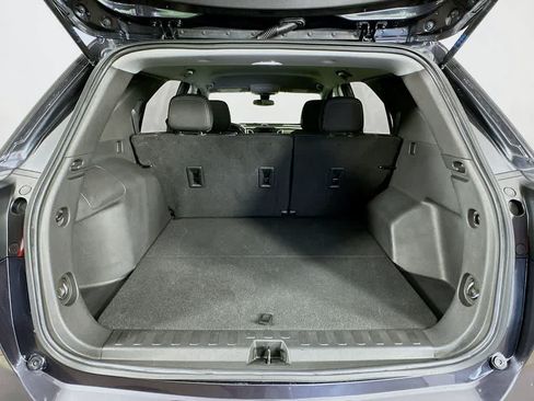 Used 2022 Chevrolet Equinox LS FWD image 21