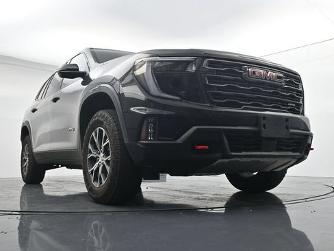 Used 2024 GMC Acadia AT4 w/ Luxury Package AWD/4WD image 18