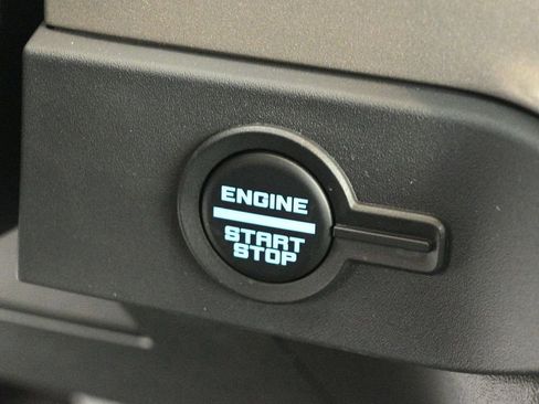 New 2025 Ford Bronco Outer Banks image 13