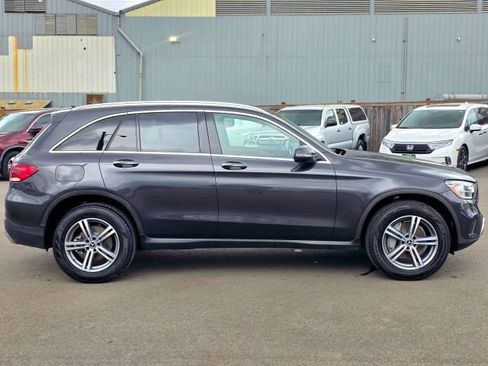 Used 2020 Mercedes-Benz GLC 300 4MATIC image 8