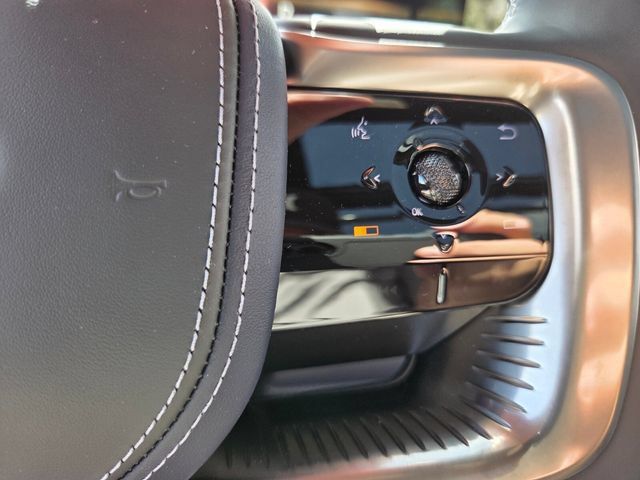 New 2026 INFINITI QX80 4WD w/ Sport Exterior Package image 31
