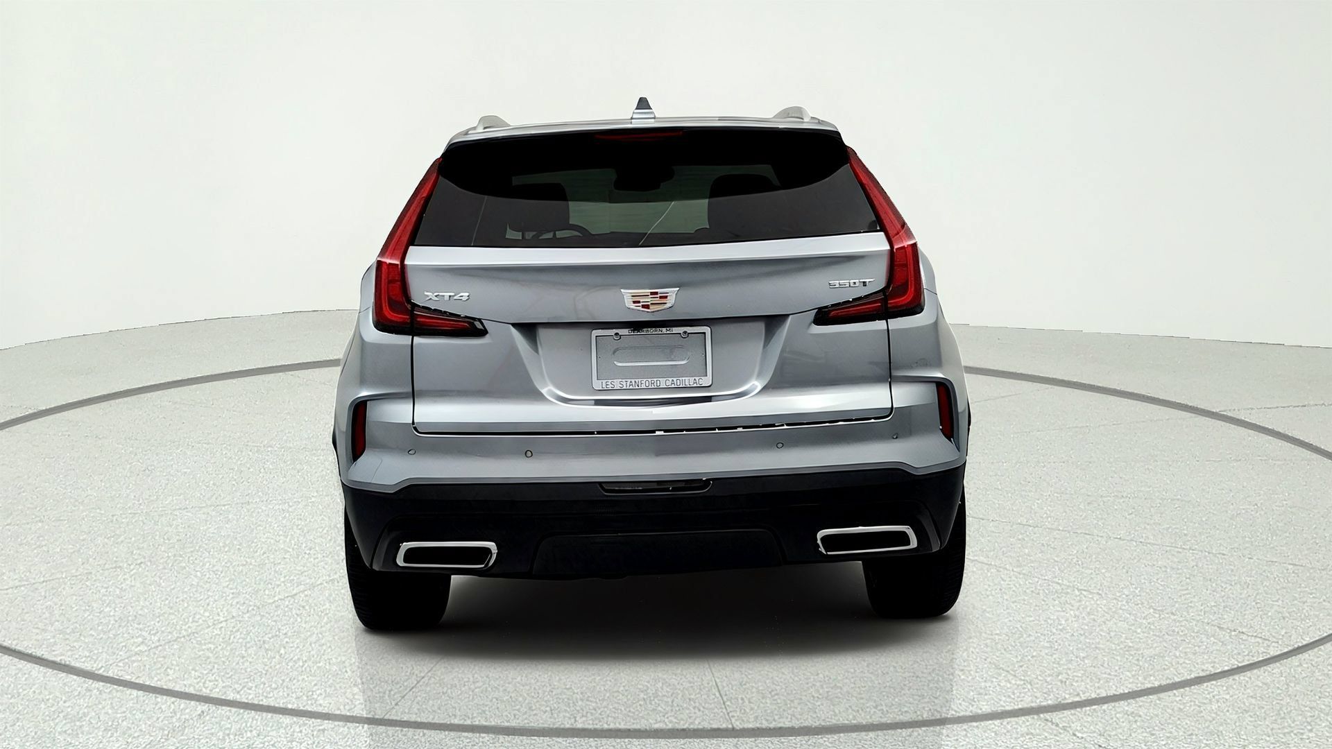 Certified 2024 Cadillac XT4 Premium Luxury w/ Cold Weather Package FWD image 4