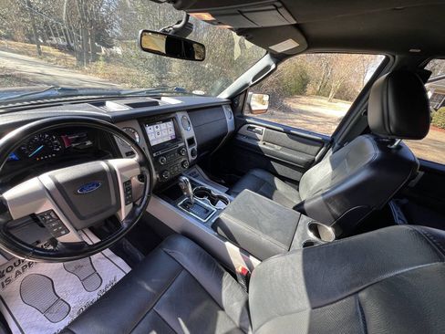 Used 2017 Ford Expedition EL Limited image 17