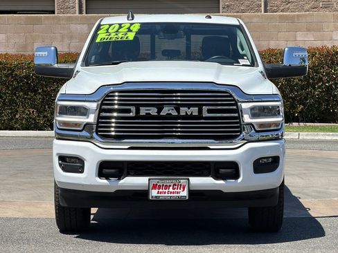 Used 2024 RAM 2500 Laramie AWD/4WD image 9