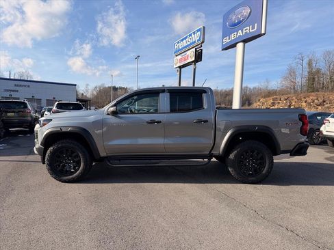 Used 2024 Chevrolet Colorado Trail Boss w/ Advanced Trailering Package image 3