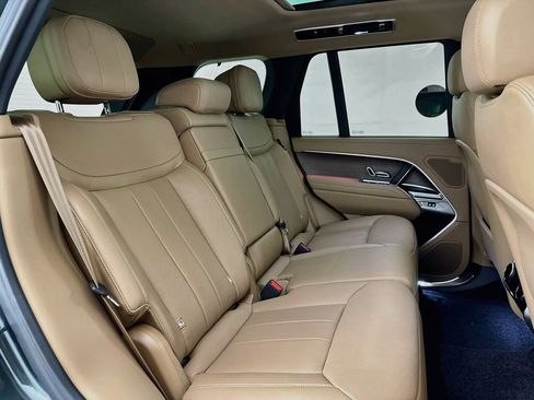 Used 2026 Land Rover Range Rover SE AWD/4WD image 28