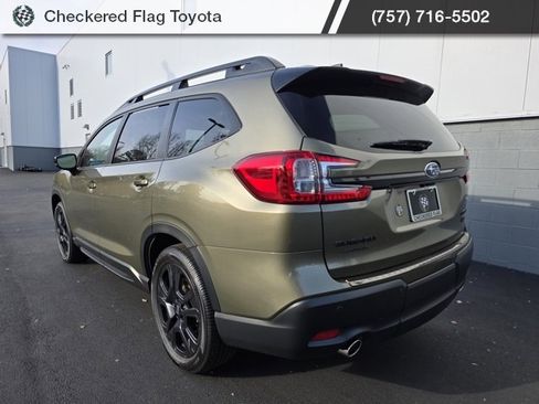 Used 2024 Subaru Ascent Onyx Edition image 5