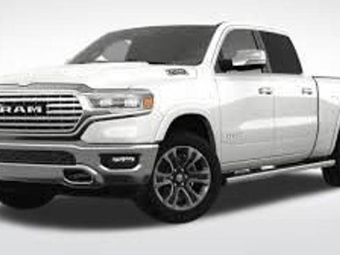 Used 2025 RAM 2500 Laramie AWD/4WD image 1