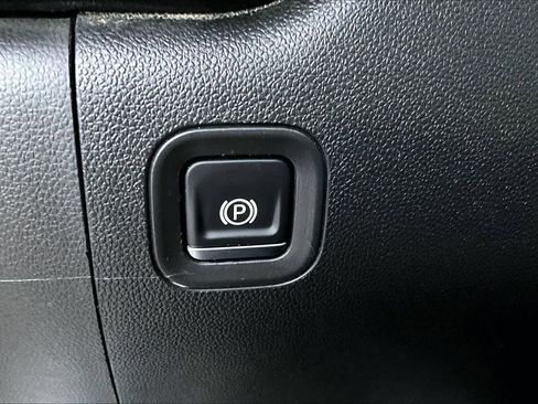 Used 2020 Chevrolet Silverado 1500 W/T w/ WT Fleet Convenience Package image 35