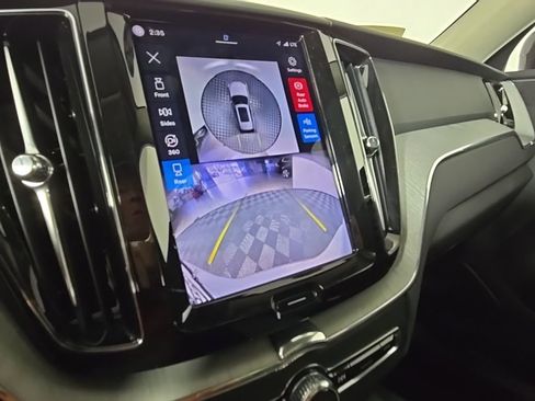Certified 2025 Volvo XC60 B5 Plus image 27
