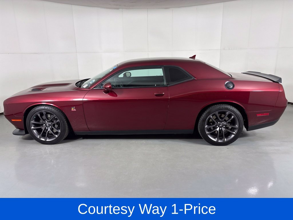 Used 2023 Dodge Challenger R/T Scat Pack RWD image 6