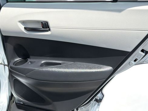 Certified 2023 Toyota Corolla Cross L FWD image 30