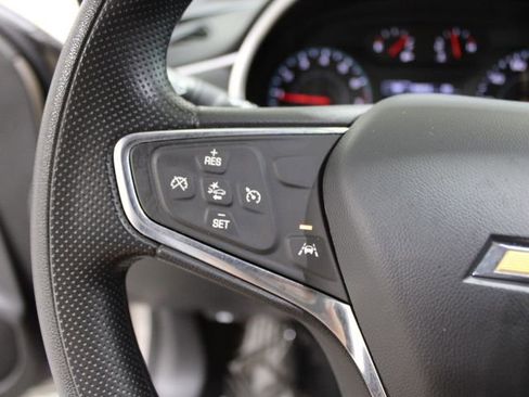 Used 2024 Chevrolet Malibu LS image 33