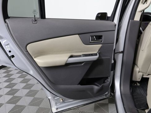 Used 2014 Ford Edge SEL w/ Equipment Group 205A image 16