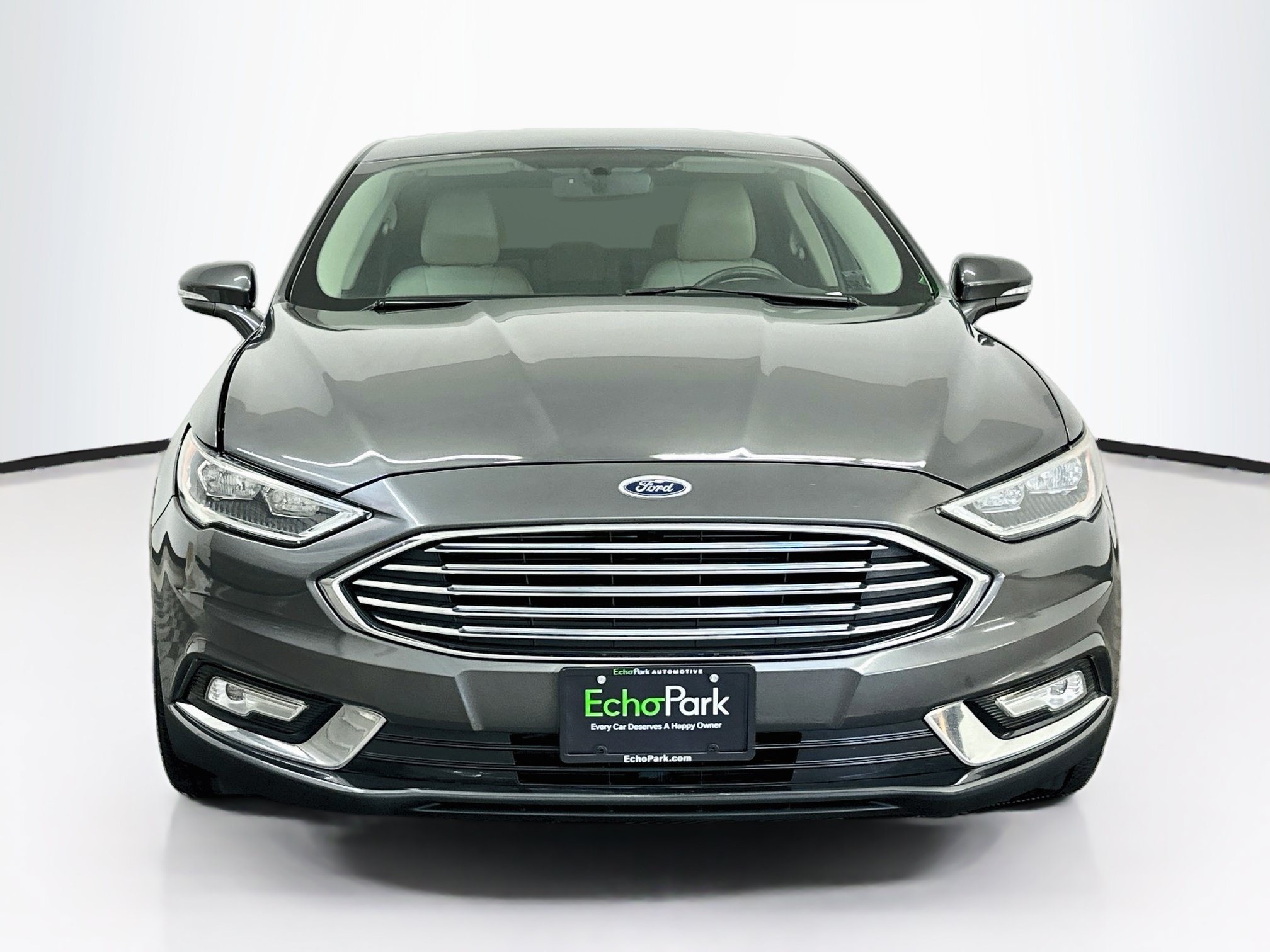Used 2018 Ford Fusion Titanium AWD/4WD image 2