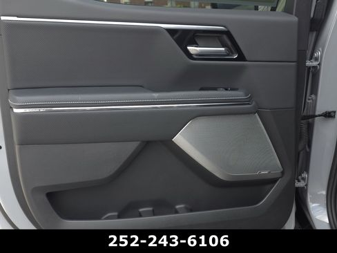 Used 2024 GMC Sierra EV Denali image 38