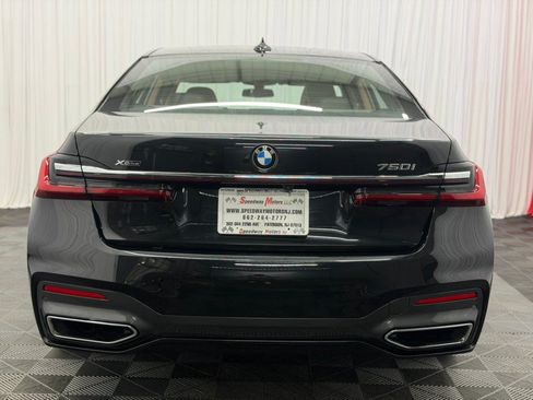 Used 2022 BMW 750i xDrive w/ Executive Package AWD/4WD image 5