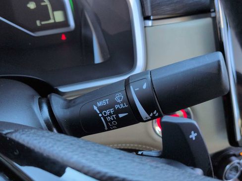 Used 2018 Honda Clarity Plug-In Hybrid image 26