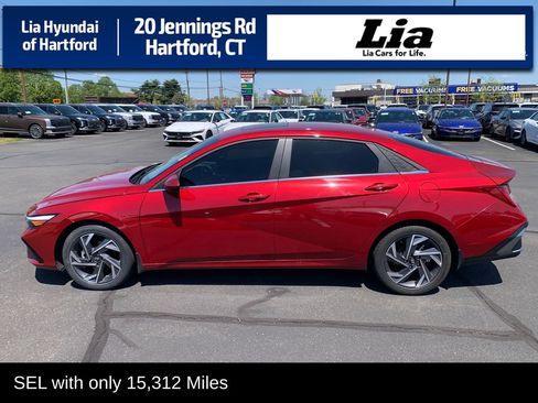 Certified 2024 Hyundai Elantra SEL w/ Convenience Package FWD image 1