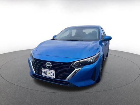 Used 2025 Nissan Sentra SV image 7