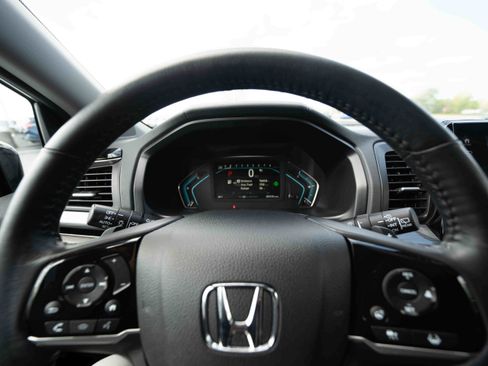 Used 2024 Honda Odyssey Elite image 15
