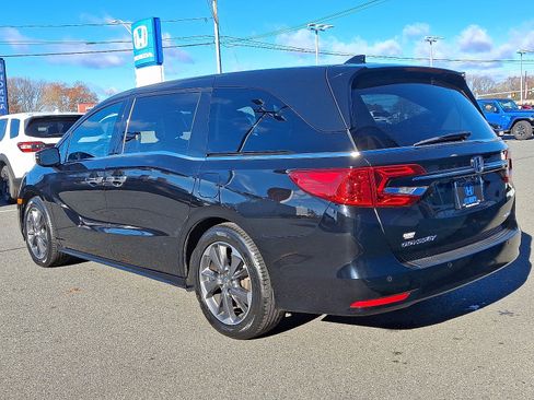 Used 2023 Honda Odyssey Elite image 6