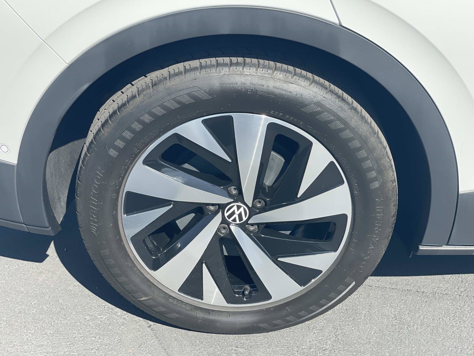 Certified 2024 Volkswagen ID.4 2WD image 6