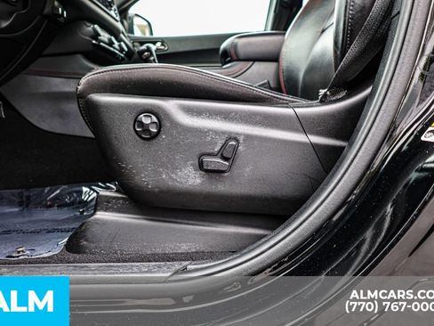 Used 2024 Dodge Durango GT image 28