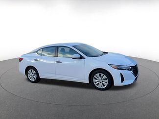 Used 2025 Nissan Sentra S video 2