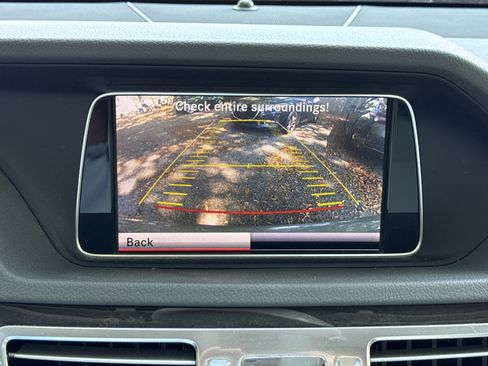 Used 2014 Mercedes-Benz E 350 Sedan image 18