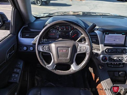 Used 2019 GMC Yukon SLT w/ Open Road Package image 2