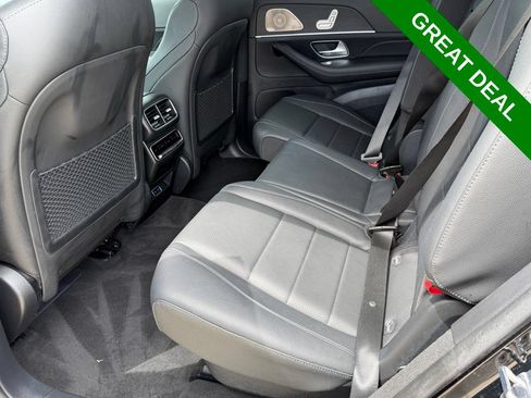 Used 2025 Mercedes-Benz GLS 450 4MATIC image 34