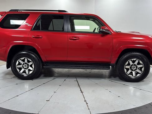 Used 2022 Toyota 4Runner TRD Off-Road Premium image 6