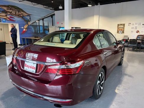 Used 2017 Honda Accord EX-L image 22
