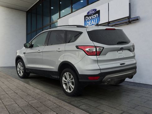 Used 2018 Ford Escape SEL image 5