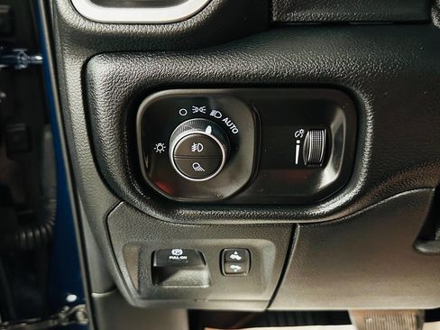 Used 2020 RAM 1500 Big Horn image 16