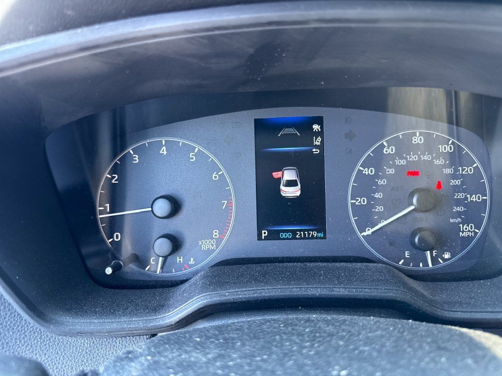 Used 2024 Toyota Corolla LE FWD image 20