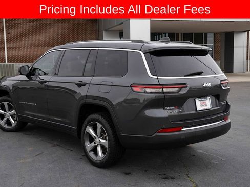 Used 2022 Jeep Grand Cherokee L Limited AWD/4WD image 3