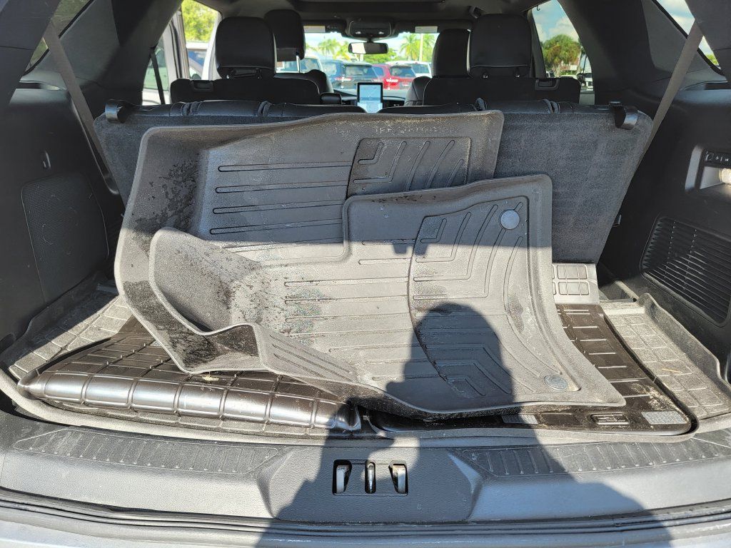 Used 2024 Ford Explorer ST w/ Equipment Group 401A AWD/4WD image 17