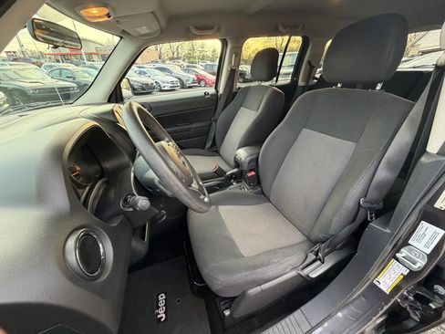 Used 2014 Jeep Patriot Sport w/ Power Value Group image 21