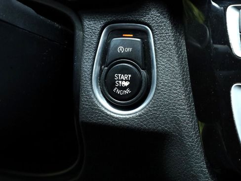 Used 2017 BMW 330i Sedan image 12