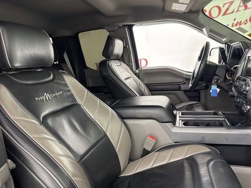 Used 2018 Ford F150 XLT w/ Equipment Group 302A Luxury image 16