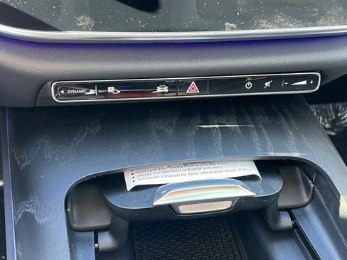 Used 2024 Mercedes-Benz E 350 4MATIC Sedan image 32